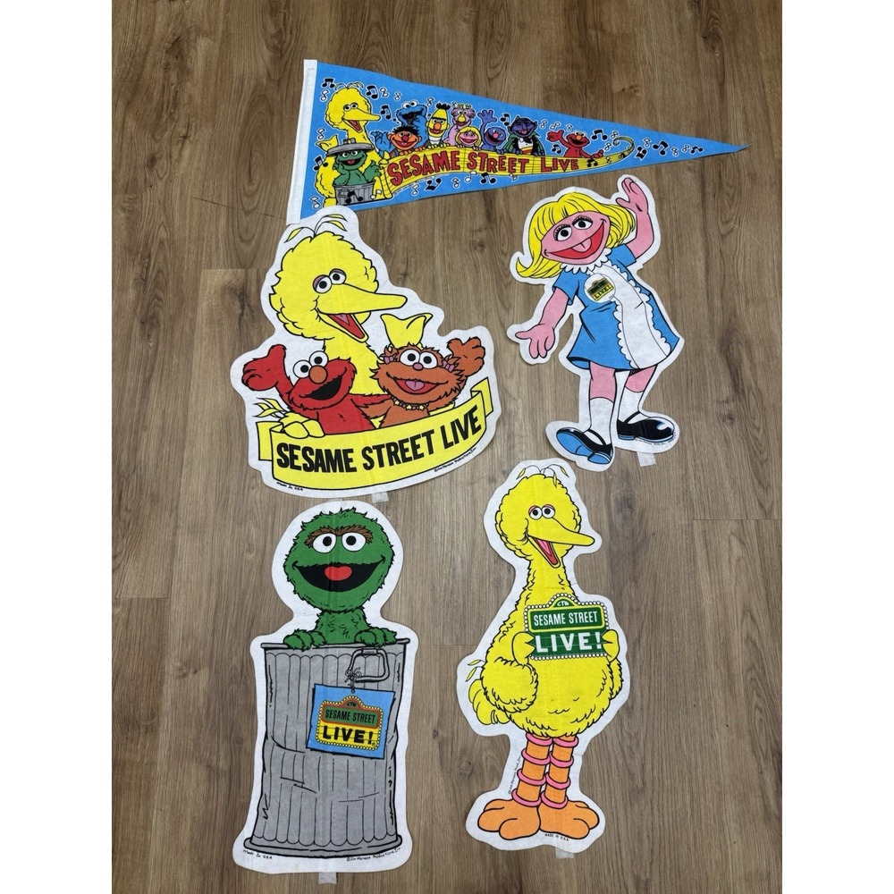 (5) 1980s Sesame Street Live Felt Pennants Banner Big Bird Elmo Zoe Oscar Grouch